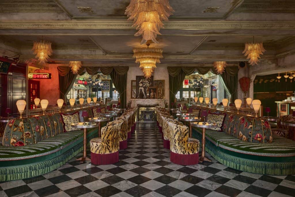 Lobby 1 Photo Credit Matt Kisiday