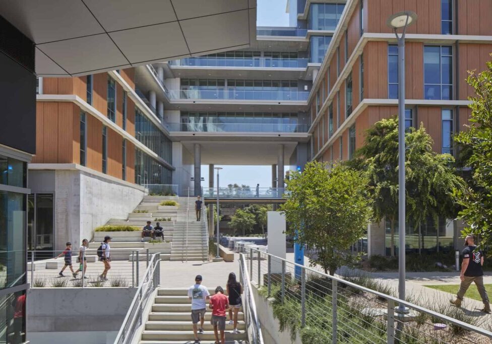 Students walk to classes held in newly constructed buildings on the UC San Diego campus